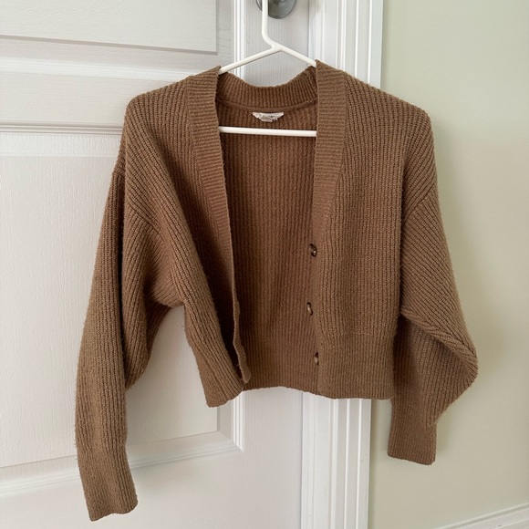 Garage Cardigan - Picture 1 of 3